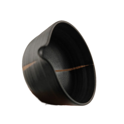 Michiko Chawan mit Ausguss – Handgefertigte Teeschale für Matcha oder Schalen-Aufguss-Tee