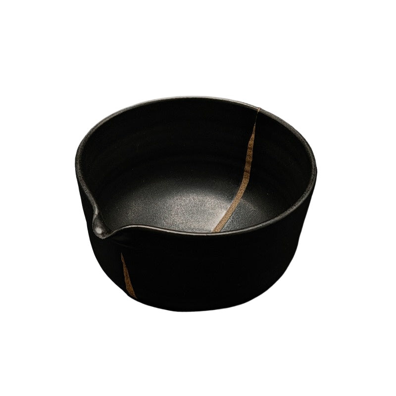 Michiko Chawan mit Ausguss – Handgefertigte Teeschale für Matcha oder Schalen-Aufguss-Tee