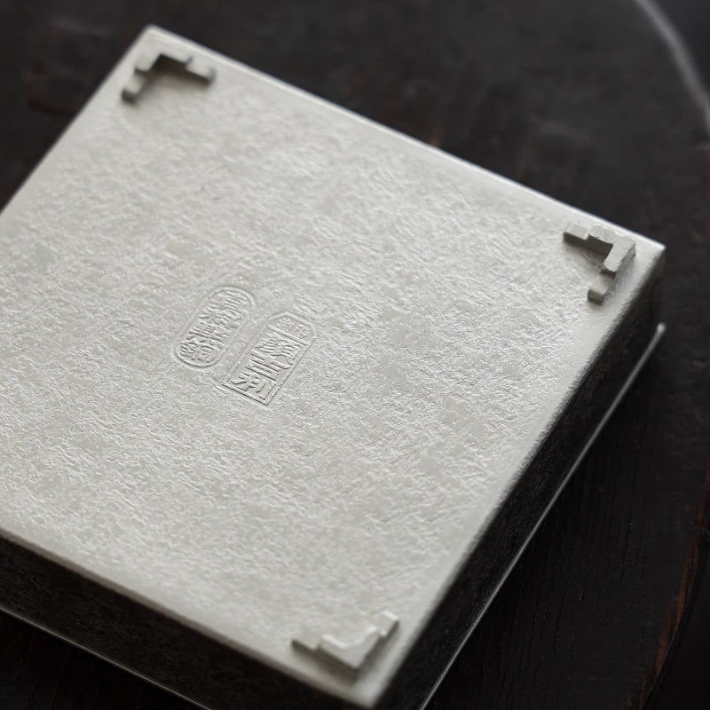 Handgefertigtes Zinn-Teeboot Quadratisch – Doppellagig für Gongfu-Tee 14,5x14,5 cm