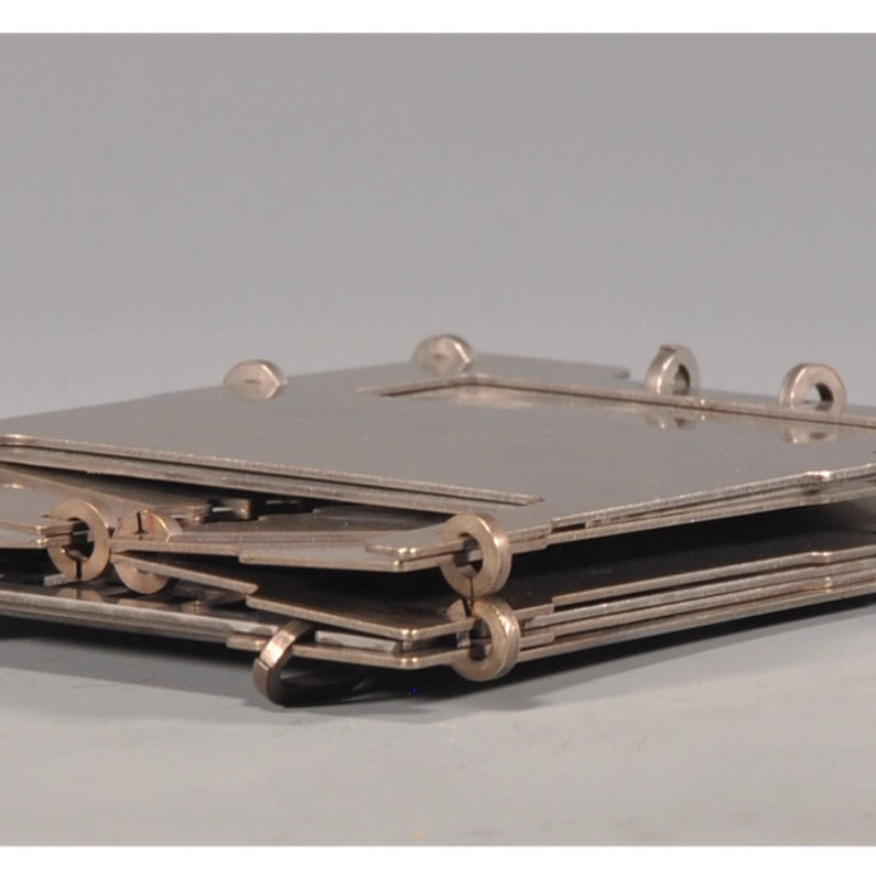 Faltbarer Mini Oven & Outdoor-Kocher aus Blech | Grill für Holz, Holzkohle & Alkohol 8,5 x 9,5 x 11,5 cm