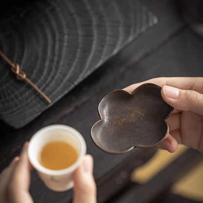 Kupfer-Untertasse Vintage – Handgefertigt, Vierblättrige Form 6,7x8,3 cm