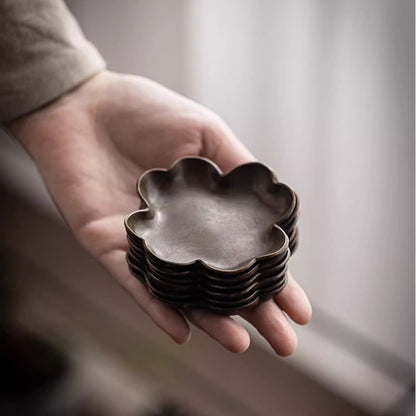 Handgefertigte Vintage Kupfer-Untertasse – Kleeblatt-Form, 7,5 cm