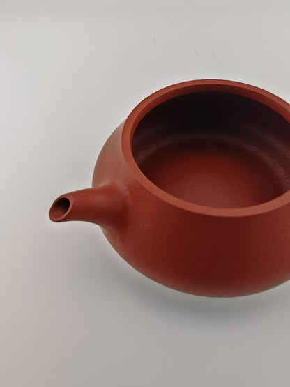 Yixing Zisha teapot 80ml, Zhuni clay, Minglu shape