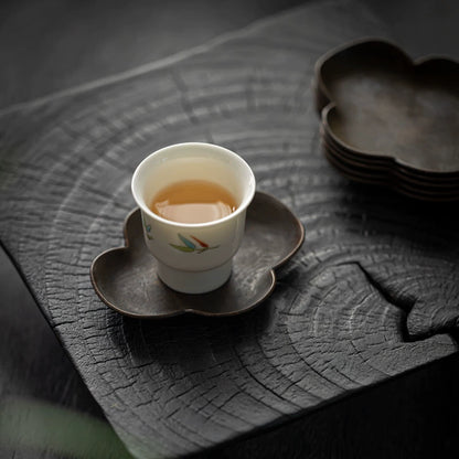 Kupfer-Untertasse Vintage – Handgefertigt, Vierblättrige Form 6,7x8,3 cm