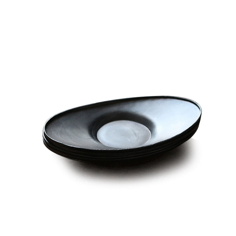 Handgefertigter Zinn-Untersetzer – Yuanbao-Form, naturbelassen für Gongfu-Tee