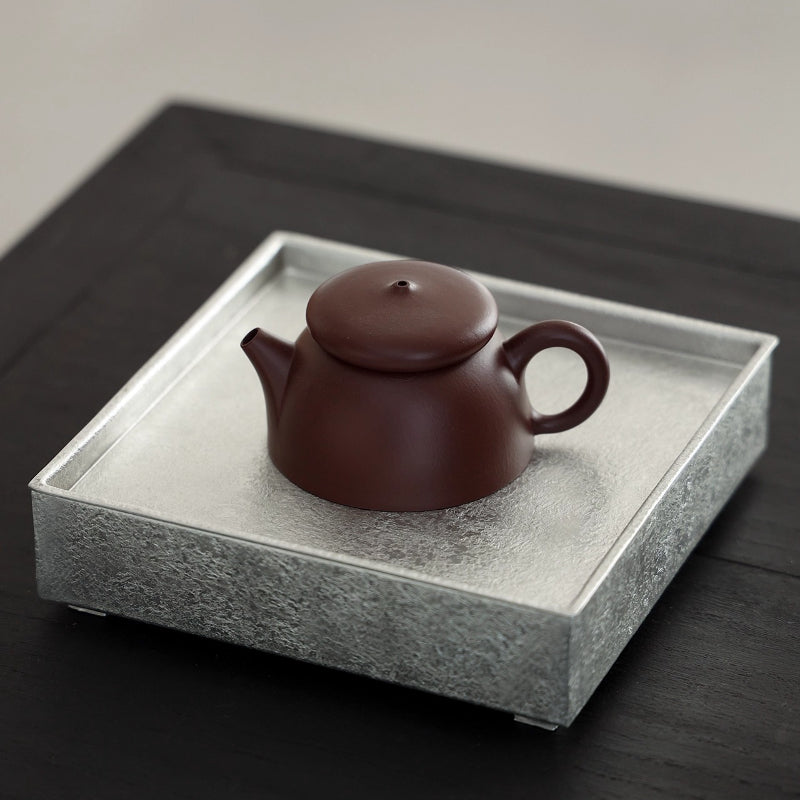 Handgefertigtes Zinn-Teeboot Quadratisch – Doppellagig für Gongfu-Tee 14,5x14,5 cm