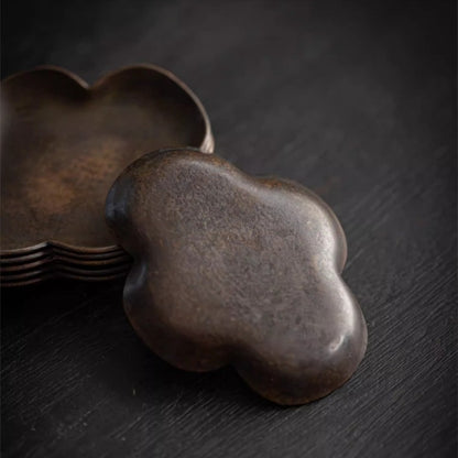 Kupfer-Untertasse Vintage – Handgefertigt, Vierblättrige Form 6,7x8,3 cm